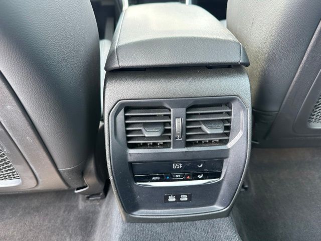 2023 BMW 330i 330i xDrive Sedan