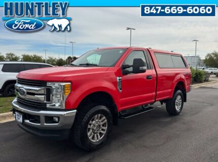 2017 Ford F-250SD XLT Truck