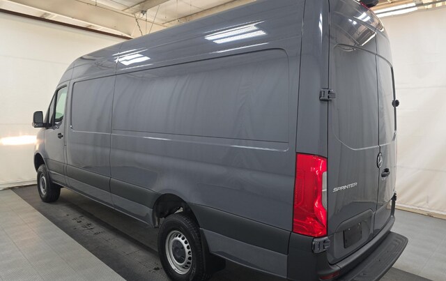 2024 Mercedes-Benz Sprinter 2500 Cargo 170 WB Van