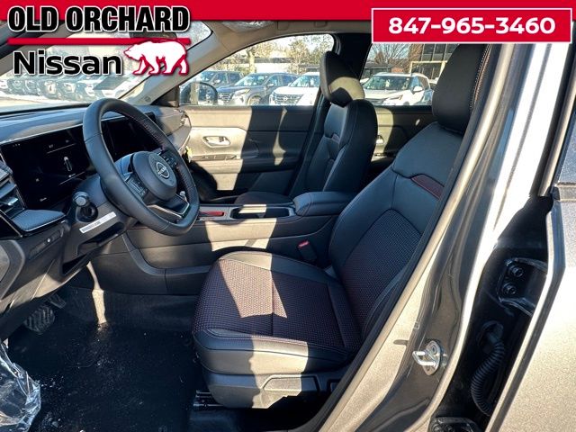 2026 Nissan Kicks SR SUV