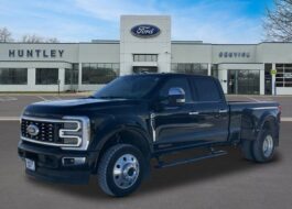 2025 Ford F-450 Platinum Truck Crew Cab