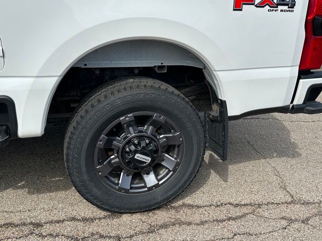 2024 Ford F-250 Lariat Truck Crew Cab