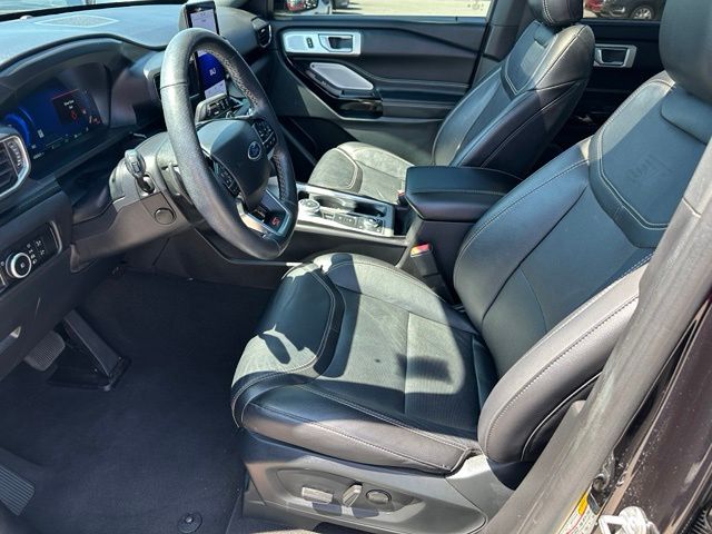 2023 Ford Explorer ST SUV