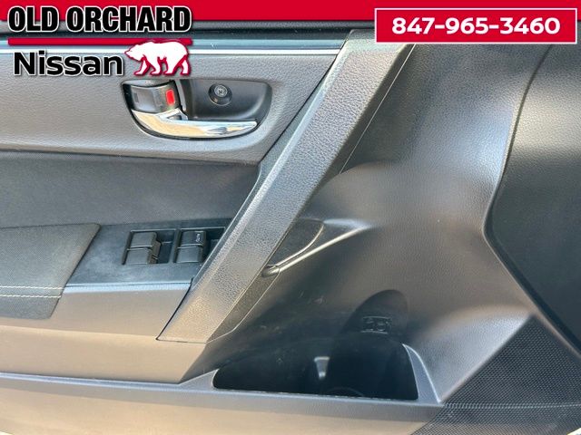 2017 Toyota Corolla LE Sedan