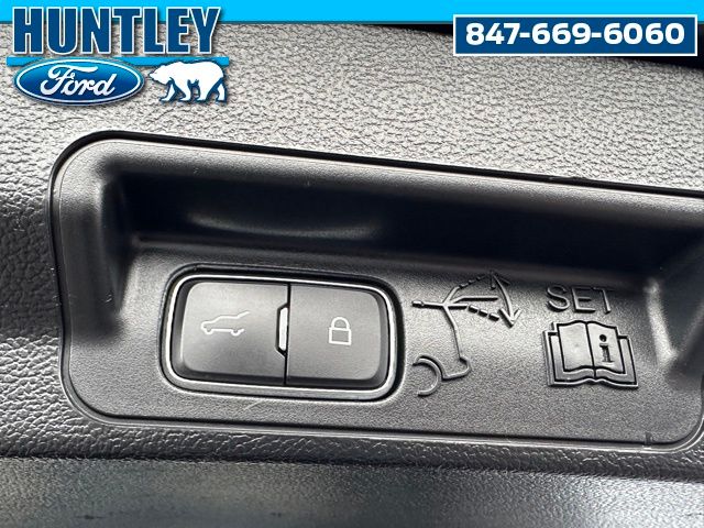 2023 Ford Explorer Limited SUV