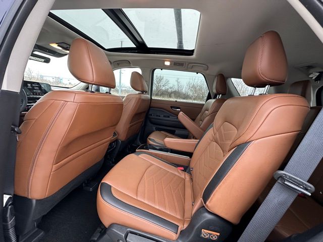 2024 Nissan Pathfinder Platinum SUV