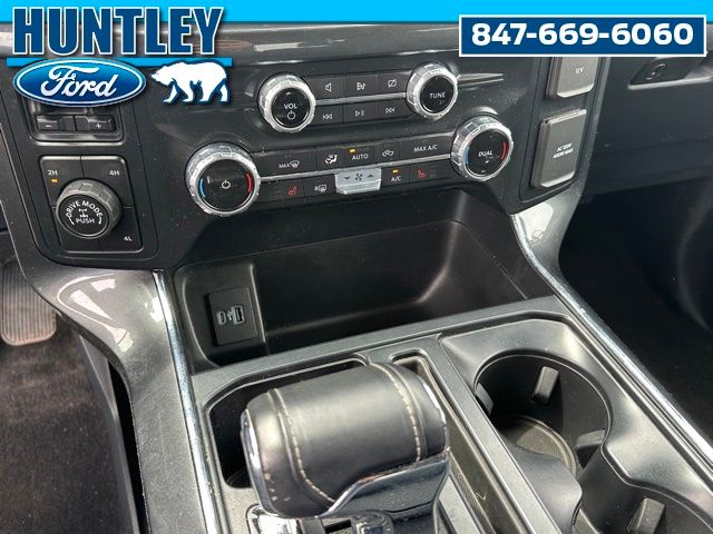 2022 Ford F-150 XLT Truck SuperCrew Cab