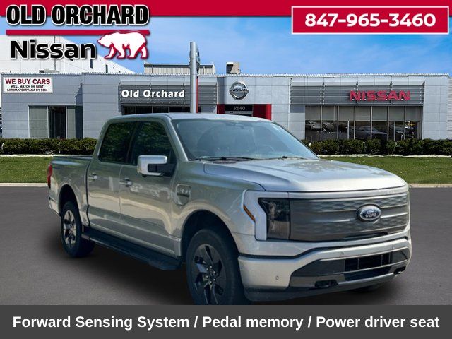 2023 Ford F-150 Lightning Lariat Truck SuperCrew Cab