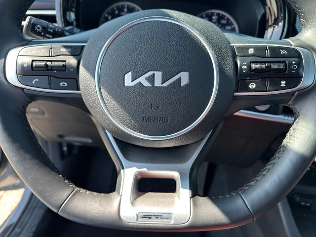 2024 Kia K5 GT-Line Sedan
