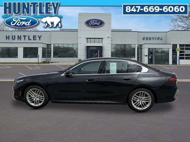 2025 BMW 530i 530i xDrive Sedan