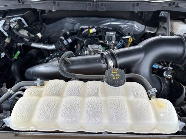 2024 Ford F-150 XLT Truck SuperCrew Cab