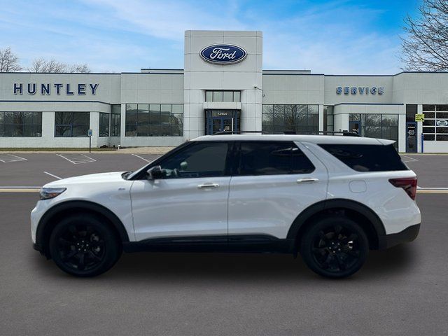 2023 Ford Explorer ST-Line SUV