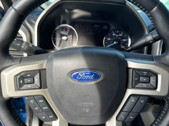2021 Ford F-250 Lariat Truck Crew Cab