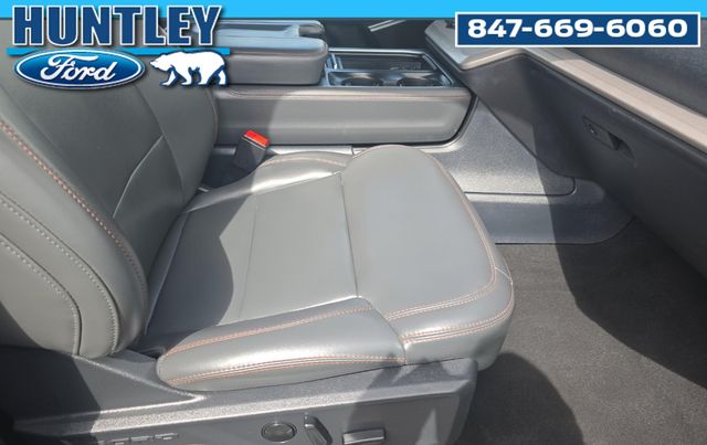 2025 Ford Expedition Active SUV