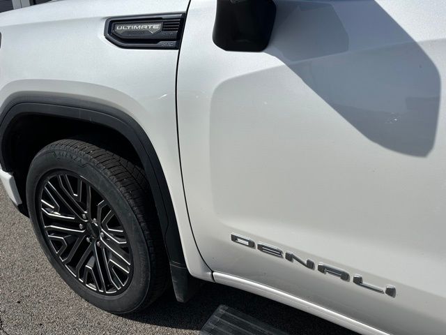 2022 GMC Sierra 1500 Denali Ultimate Truck Crew Cab