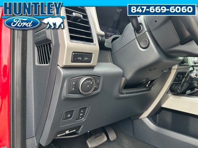 2022 Ford F-250 Lariat Truck Crew Cab