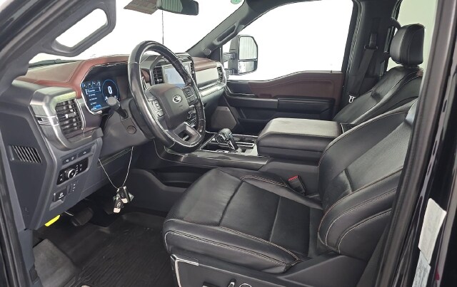 2023 Ford F-150 Lariat Truck SuperCrew Cab