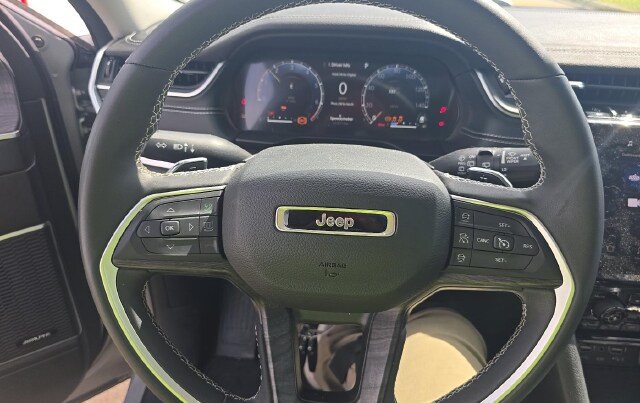 2023 Jeep Grand Cherokee Limited SUV