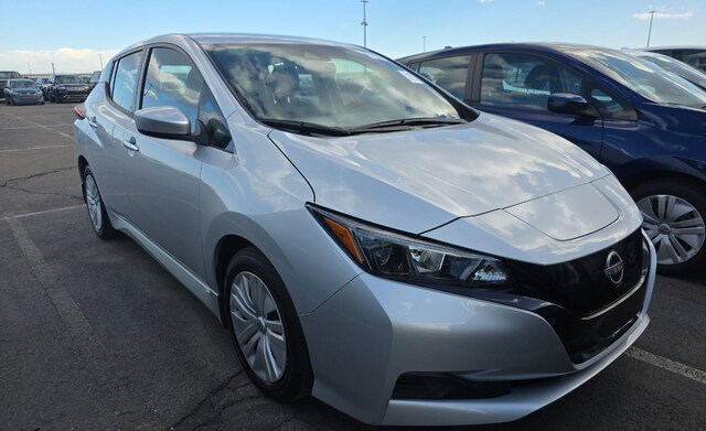 2024 Nissan LEAF S Hatchback