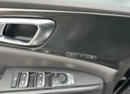 2025 Kia Carnival SX Van Passenger Van