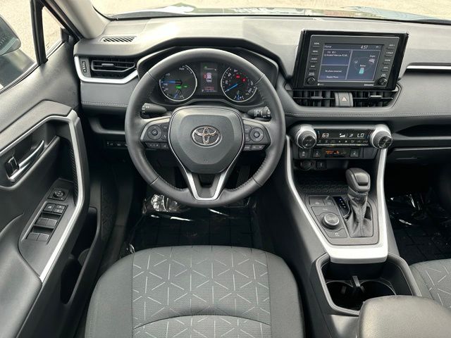 2022 Toyota RAV4 Hybrid XLE SUV