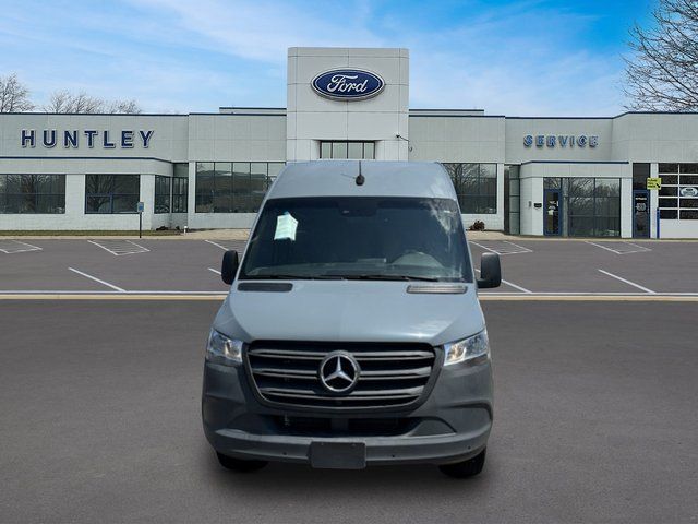 2024 Mercedes-Benz Sprinter 2500 Crew 144 WB Van