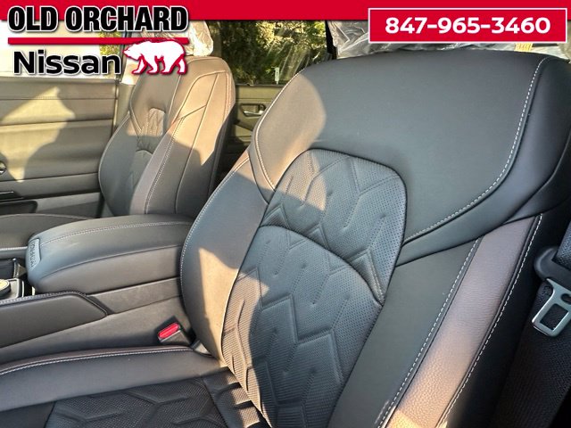 2026 Nissan Pathfinder Platinum SUV