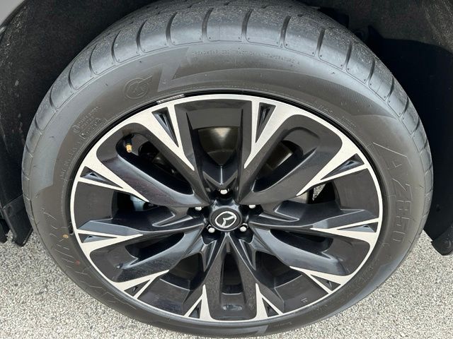 2024 Mazda CX-90 Plug-In Hybrid Premium SUV