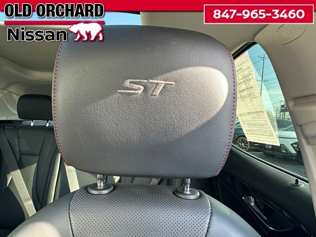 2023 Buick Envision Essence SUV