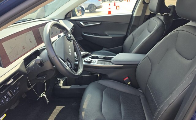 2023 Kia EV6 Wind SUV