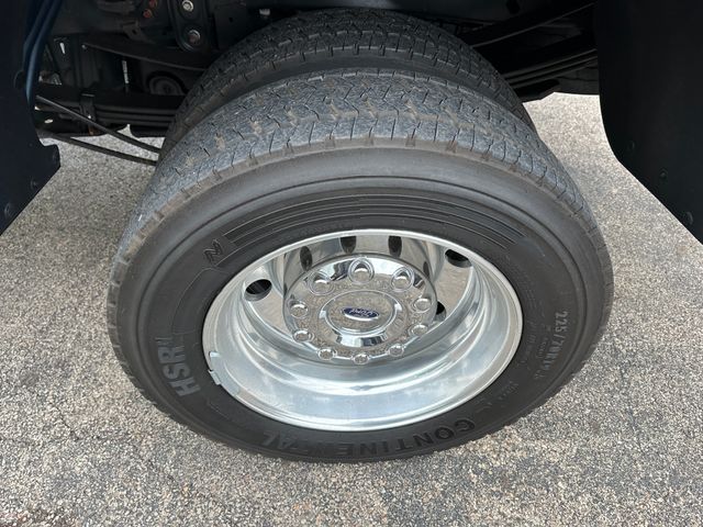 2019 Ford F-450 Platinum Truck Crew Cab