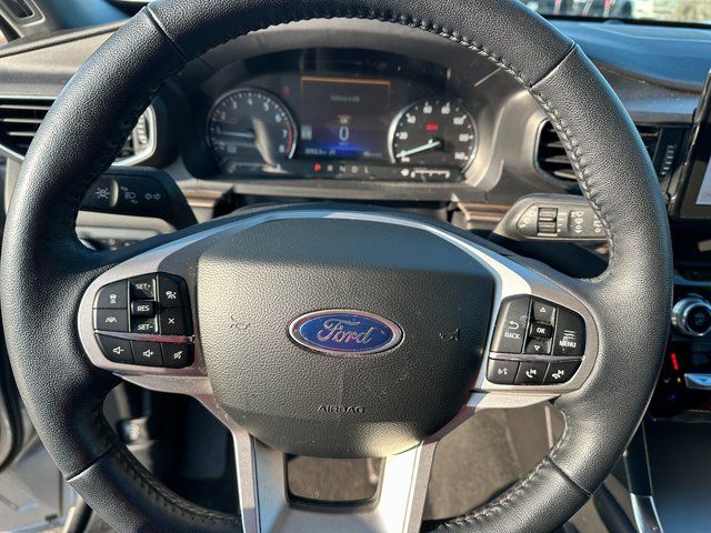 2023 Ford Explorer Limited SUV