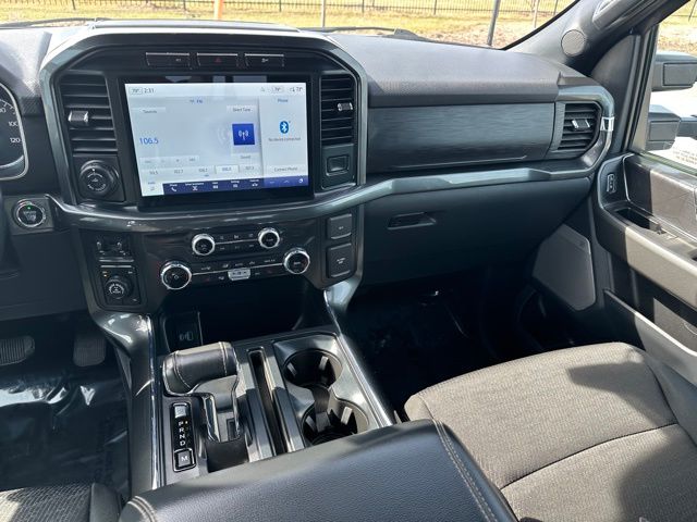 2022 Ford F-150 XLT Truck SuperCrew Cab