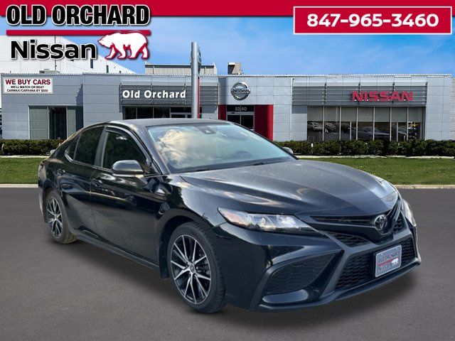 2023 Toyota Camry SE Sedan