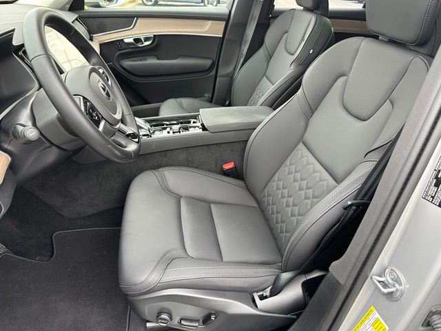 2025 Volvo XC90 B6 Plus 7-Seater SUV