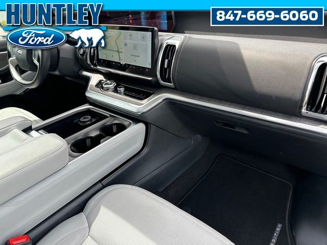 2025 Ford Expedition Platinum SUV