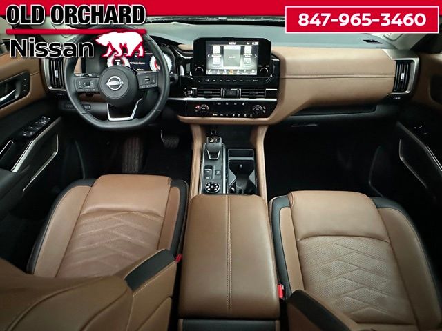 2025 Nissan Pathfinder Platinum SUV