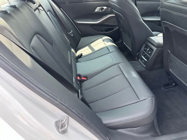 2023 BMW 330i 330i xDrive Sedan