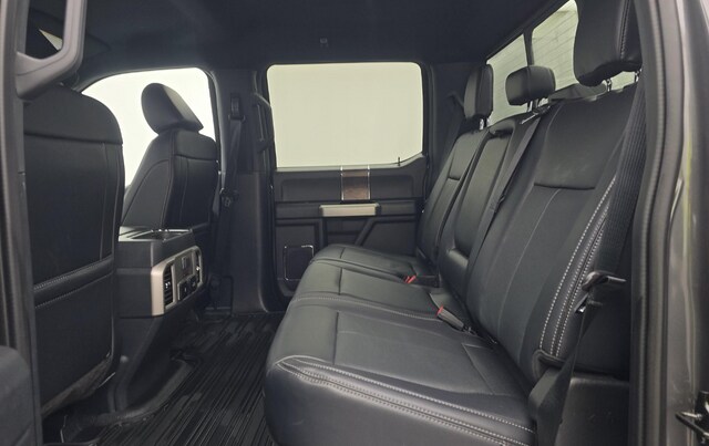 2022 Ford F-250 Lariat Truck Crew Cab