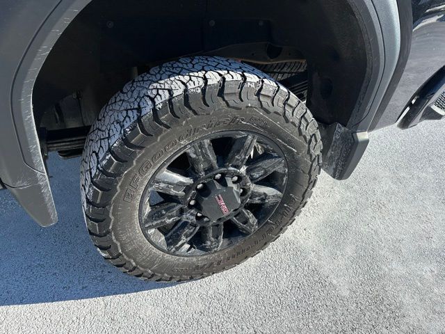 2024 GMC Sierra 2500 HD AT4 Truck Crew Cab