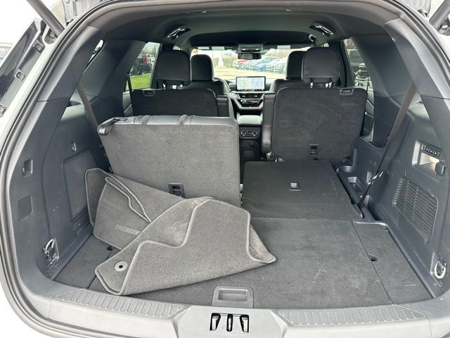2025 Ford Explorer ST SUV