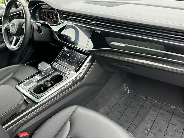 2025 Audi Q7 55 Premium Plus SUV
