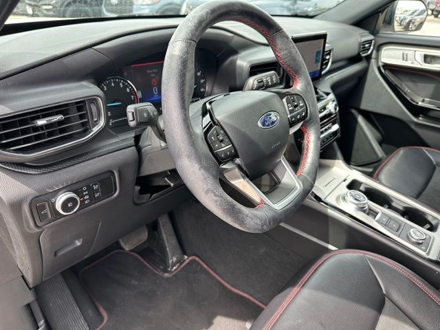 2023 Ford Explorer ST-Line SUV