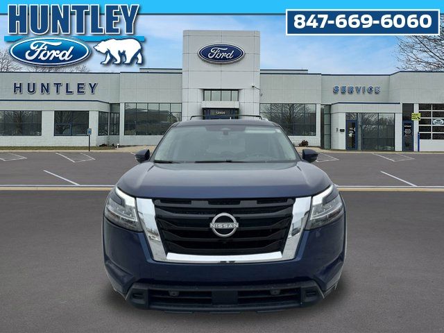 2024 Nissan Pathfinder Platinum SUV