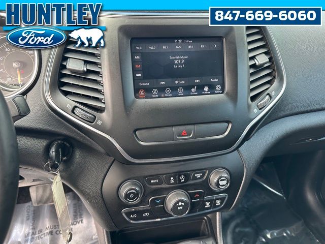 2019 Jeep Cherokee Latitude SUV