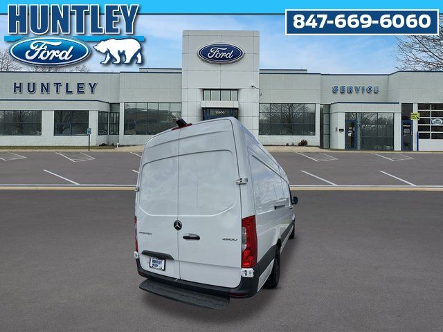 2024 Mercedes-Benz Sprinter 2500 Crew 170 WB Van