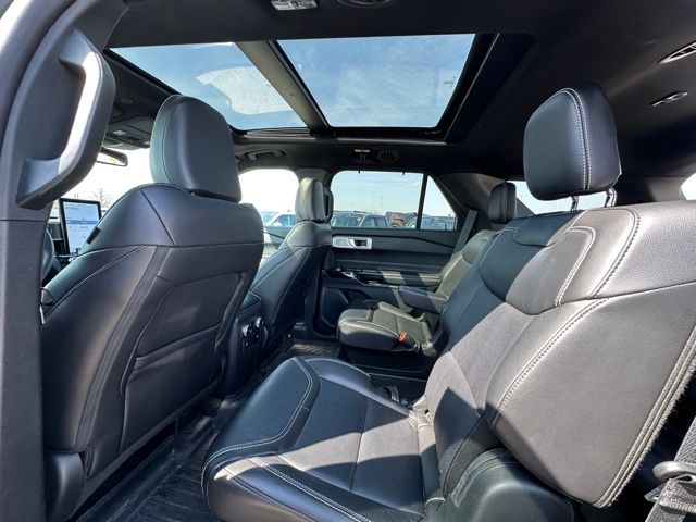 2023 Ford Explorer ST SUV