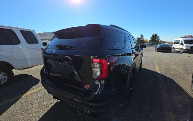 2023 Ford Explorer ST SUV