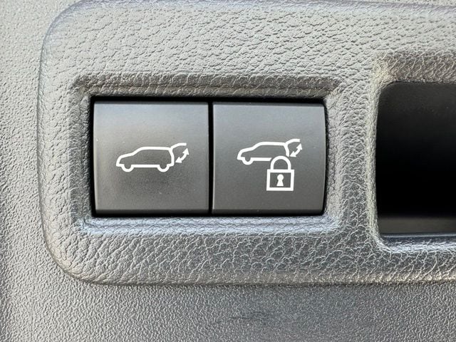 2024 Toyota bZ4X Limited SUV