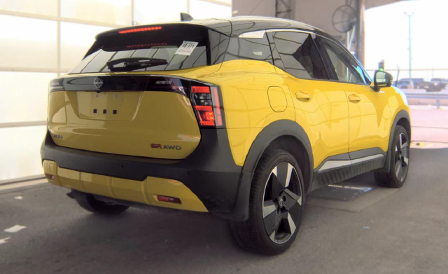 2025 Nissan Kicks SR SUV